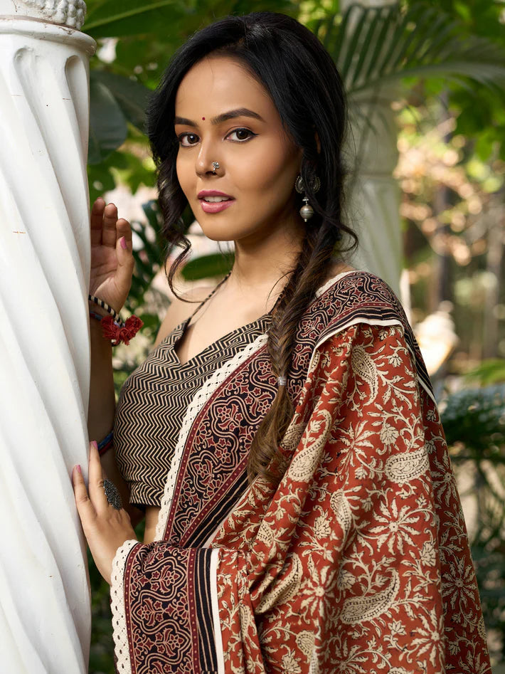 JADUGIRI  WALE PREIMIUIM LINEN COTTON SAREE