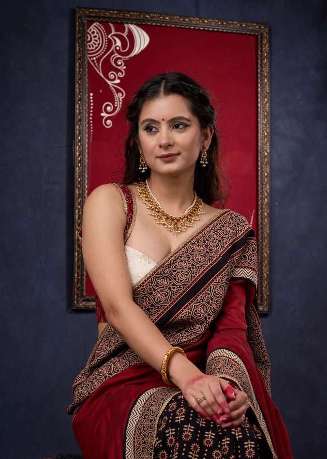 SAPNE AAPNE HAI  WALE  PREMIUIM LINEN COTTON  SAREE