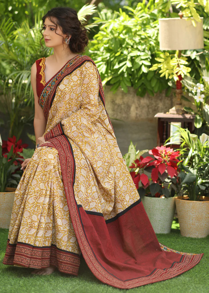 KAISE PEHENU WALE PREIMIUIM LINEN COTTON SAREE