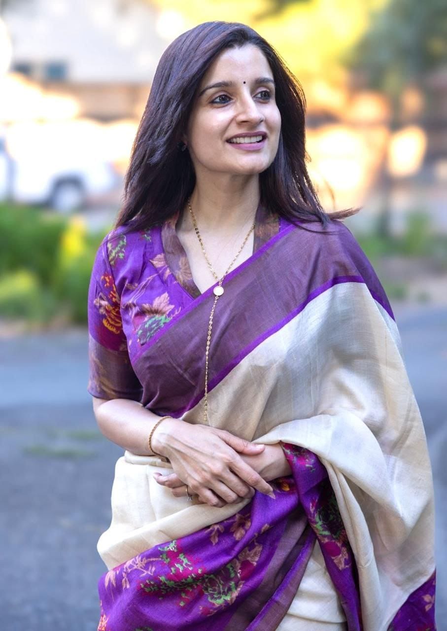 PYAAR NAI CHUPTA WALE  BEST LINEN COTTON  SAREE